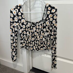 forever 21 womens long sleeved cropped flower top (size: M)